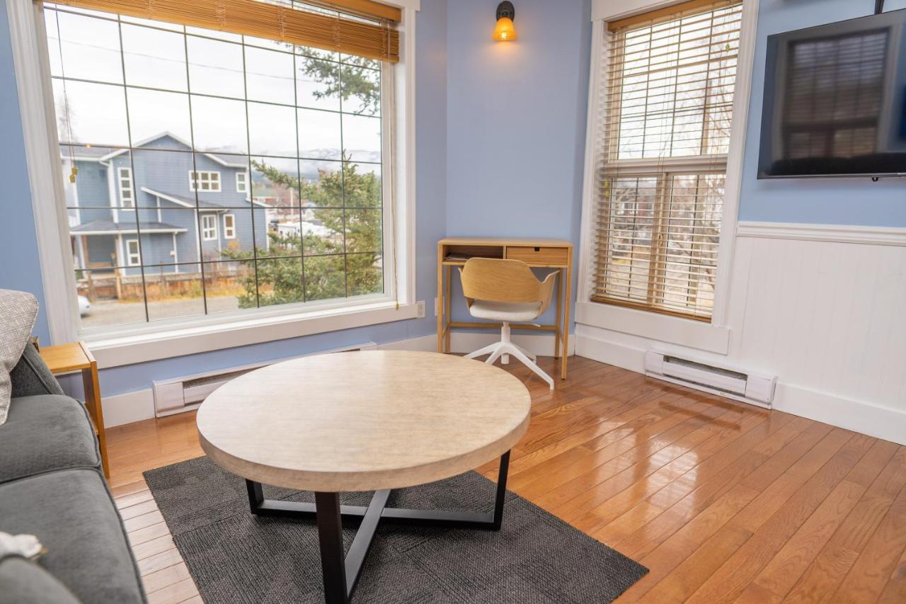 Downtown Whitehorse Apartment In Old Town Exterior photo